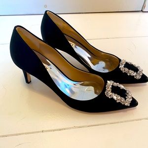 Badgley Mischka Black Satin Carrie Pumps - 8.5